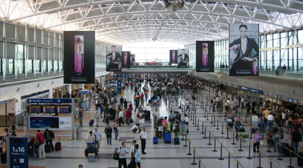 Aumentó 13% en octubre la cantidad de pasajeros en los aeropuertos argentinos