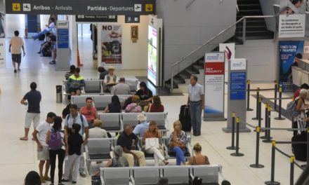 EN LO QUE VA DEL AÑO, PASARON 340 MIL PASAJEROS POR EL AEROPUERTO NEUQUINO