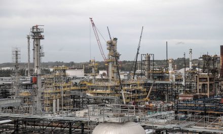 Pan American Energy obtuvo un préstamo de u$s 500 millones para modernizar su refinería de Campana