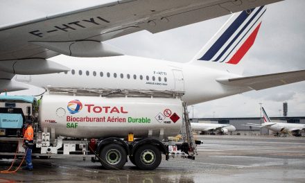 Air France-KLM, Total, el Grupo Aeropuertos de París y Airbus se unieron en el primer vuelo con combustible de aviación sostenible (SAF)