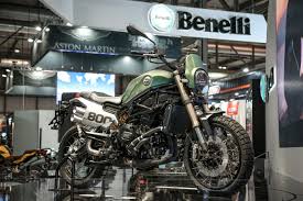 LAS MOTOS DE BENELLI SE MUEVEN CON AXION ENERGY Y CASTROL