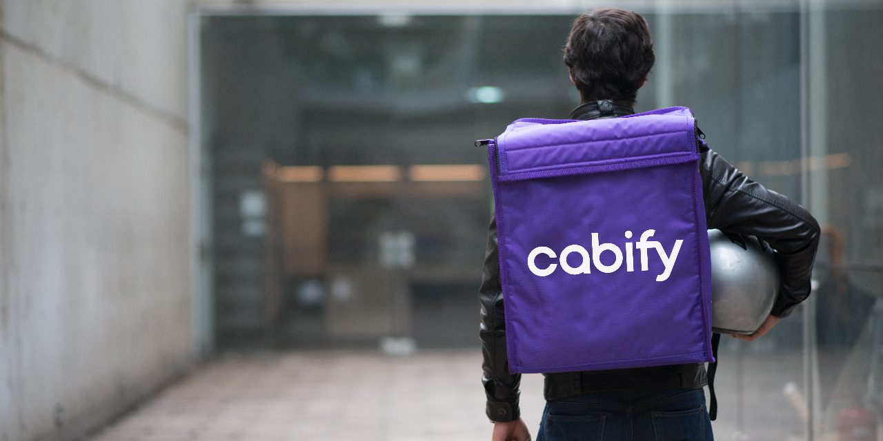 Cabify lanza un nuevo servicio de envíos en moto