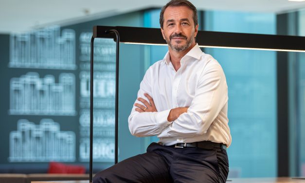 Alejandro Butti, CEO de Santander, destacó la solidez del sistema financiero