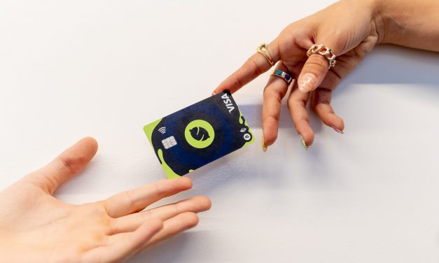 Lemon superó el millón de usuarios y ya devolvió más de $200 millones en Bitcoin con su tarjeta VISA