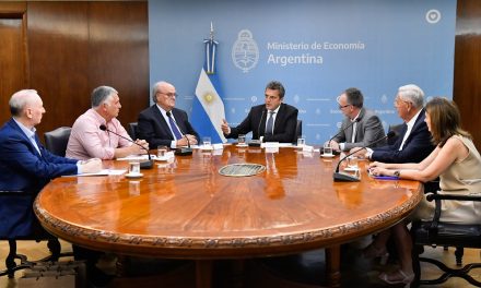 VW fabricará camiones y buses en la Argentina con una inversión de u$s50 millones