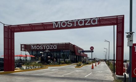 MOSTAZA INAUGURÓ SU PRIMER LOCAL EN DOLORES