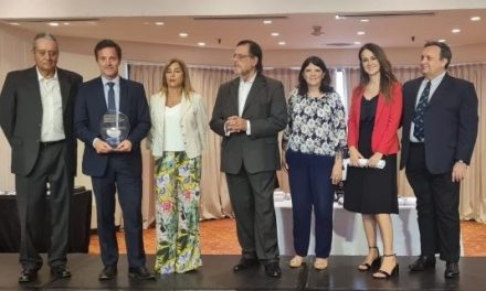 COMPAÑÍA MEGA RECIbió EL PREMIO IAPG A LA GESTION DE LAS PERSONAS