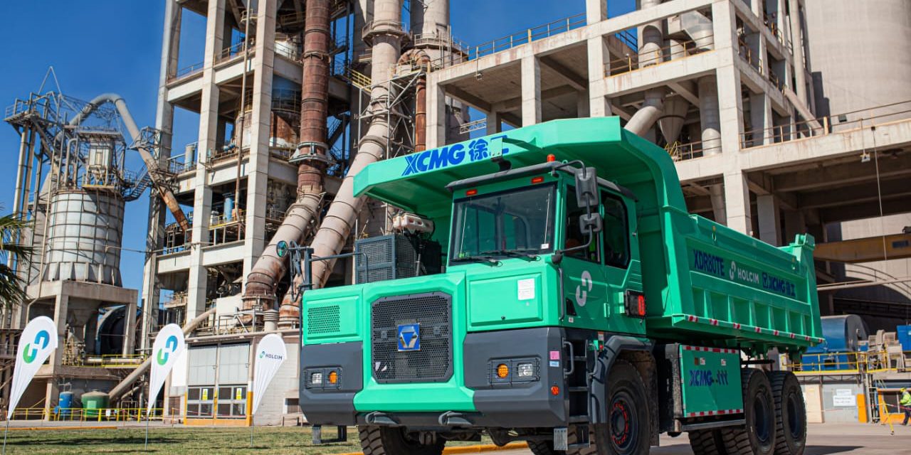 Holcim Argentina incorporó el primer camión 100% eléctrico en su flota