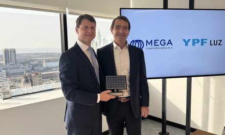 Acuerdo de Compañía Mega con YPF Luz para abastecer sus operaciones con energía renovables 