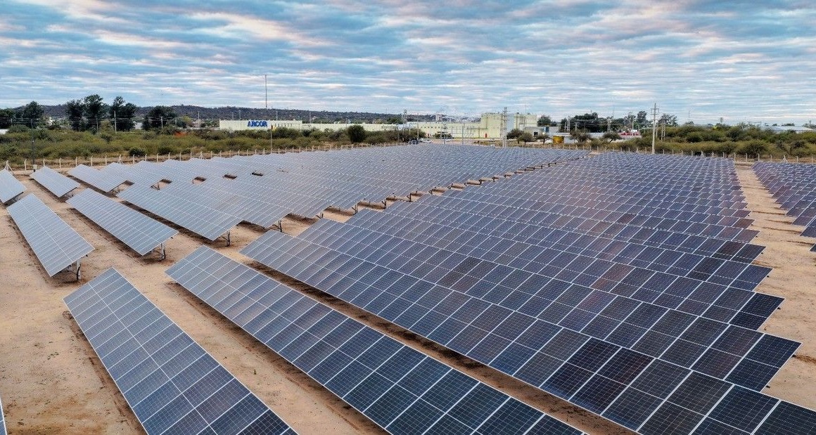 Arcor inauguró su primer Parque Solar en Catamarca