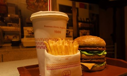 McDonald’s celebra 40 años en Argentina con un espacio para reencontrarse con su historia 